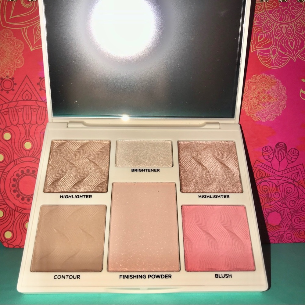 🆕Cover FX PERFECTOR FACE PALETTE